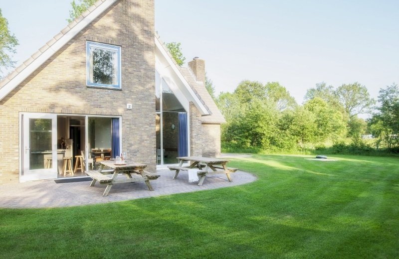 16-person Family House Comfort